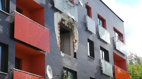 Hulajnoga wybuchła w mieszkaniu. Wyrwane okno, uszkodzone dwa lokale. Ale winnych nie będzie