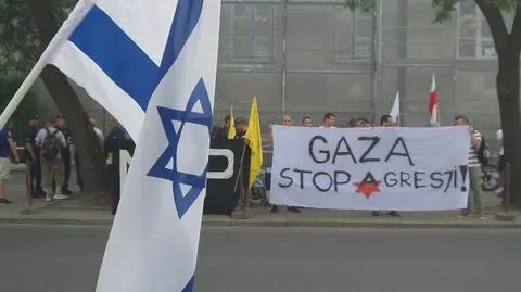 Dwa protesty naprzeciw siebie. Pikiety przed ambasadą Izraela