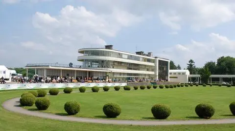 Uniewinnienie w sprawie wyścigów konnych na Służewcu