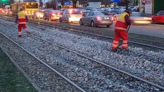 Tir zablokował torowisko na Okopowej