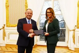 Rektor Alojzy Z. Nowak i wiceprezydentka Renata Kaznowska