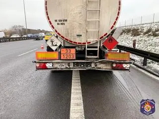 Bus zderzył się z cysterną na trasie S8 