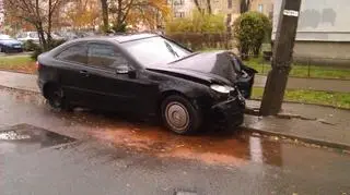 Mercedes na latarni