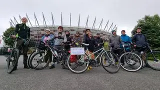 Protest rowerzystów na Moście Poniatowskiego