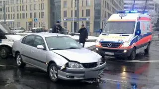 Skutki kolizji na ul. Stawki
fot. TVN Warszawa/Lech Marcinczak