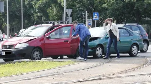 Trzy auta zderzyły się przy Puławskiej