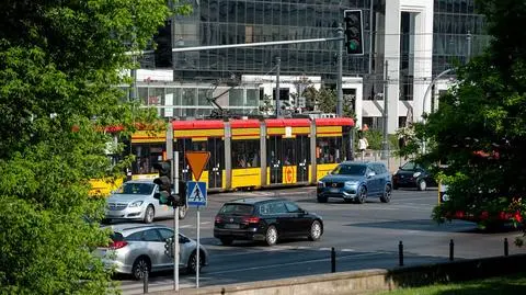 Przedłuża się remont rozjazdów na placu Bankowym. Nowa data zakończenia prac