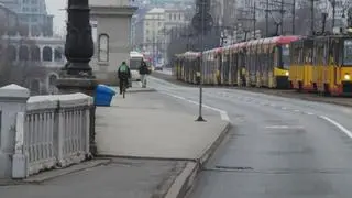 Na moście Poniatowskiego doszło do pożaru auta