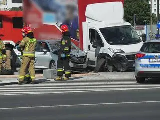 Zderzenie dwóch pojazdów na Ursynowie