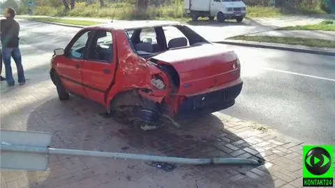 Rozbił pięć samochodów. Swoje auto porzucił i uciekł