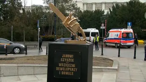Złota piła dla Szyszki. Minister ma swój pomnik