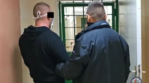 Policja: ukradli ponad 100 butli gazowych. Usłyszeli 15 zarzutów kradzieży z włamaniem