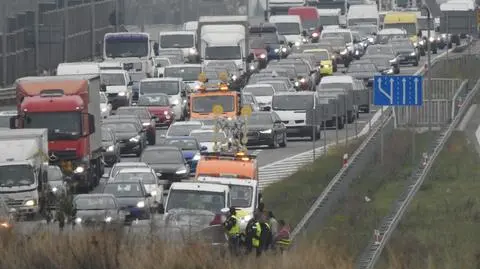 Zderzenie na moście Południowym. Korek miał kilka kilometrów