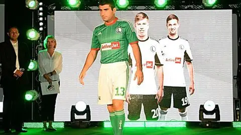 Nowe szaty króla, czyli Legia w paski 