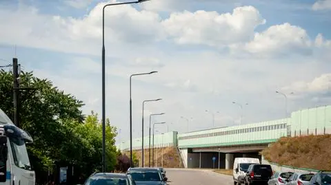 Drogowcy doświetlają ulice w dwóch dzielnicach