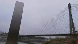 Monolit pod mostem Świętokrzyskim