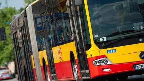 Policja kontroluje kierowców miejskich autobusów pod kątem narkotyków i trzeźwości