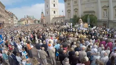 Boże Ciało: 21 procesji, komunikacja na objazdach