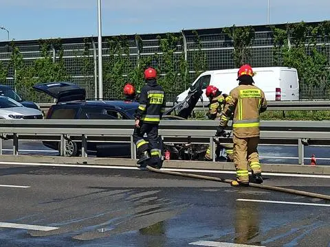 Pożar samochodu na S8