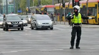 Policja kieruje ruchem