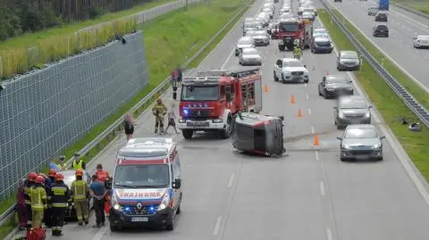 Zderzenie czterech aut na Południowej Obwodnicy Warszawy