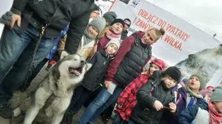 Akcja "Zawyj dla wilka" na Skwerze Hoovera