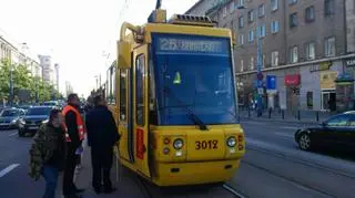 Tramwaje stanęły w Al