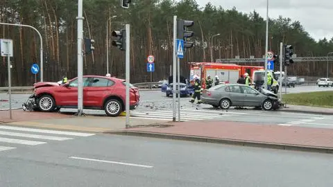 Zderzenie na krajowej "siódemce"  