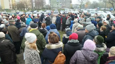 Protest przeciw nowej drodze. "Nie chcemy ciężarówek pod oknami"