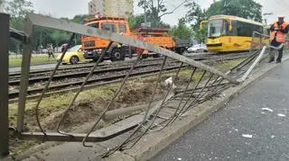 Ciężarówka zablokowała tramwaje