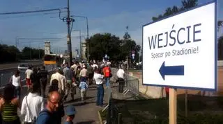 W drodze na stadion - fot. Lech Marcinczak/tvnwarszawa.pl