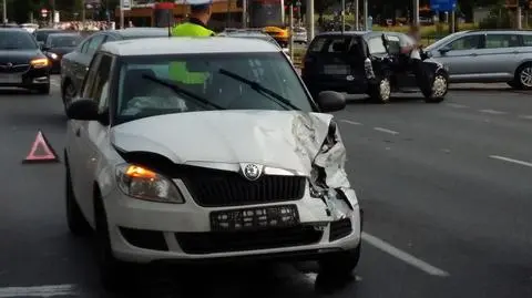 Wypadek na Woli. "Jedna osoba pojechała do szpitala"