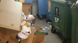 Przepełniona altana przy Zamkowej na Targówku