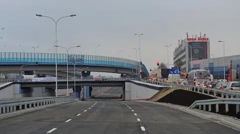 Łopuszańska wciąż zamknięta. ZMID czeka na GDDKiA