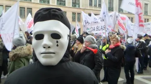 Protest pracowników sądów. "Niech kasa na kontach zagości"