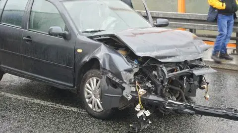 Kolizja na węźle Marsa. Utrudnienia na Płowieckiej