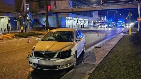 Zderzenie dwóch aut przy Wołoskiej