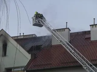 Pożar w bloku na Bemowie