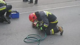 Zderzenie samochodu i tramwaju na Młynarskiej