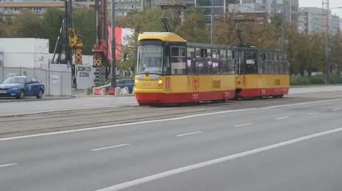 Wzmacniają torowisko. Tramwaje muszą zwalniać na Marszałkowskiej