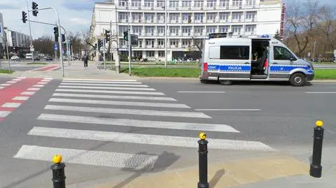 Wypadek na przejściu. Piesza trafiła do szpitala