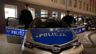 Policjanci dowieźli nos do szpitala