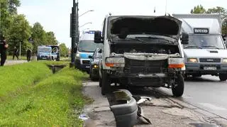 Renault wjechało w radiowóz