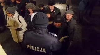 Protest przed Komendą Stołeczną Policji