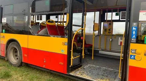 Autobus zderzył się z traktorem. Poszkodowane dwie pasażerki