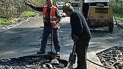 Koniec odcinka specjalnego? Łatają dziury na Jagielskiej