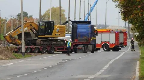 Wyciek gazu w Wawrze. "Podczas prac przy budowie torów została uszkodzona rura"