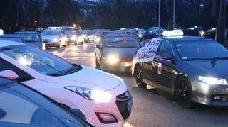 Protest taksówkarzy na rondzie