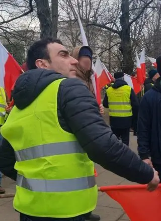 Policja publikuje zdjęcia z protestu