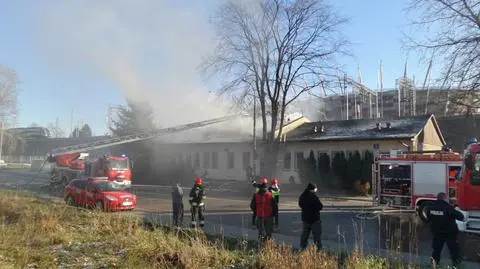 Spalił się pustostan obok Stadionu Narodowego